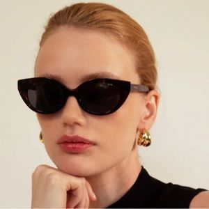 Féroce Vicky cat-eye tortoiseshell sunglasses